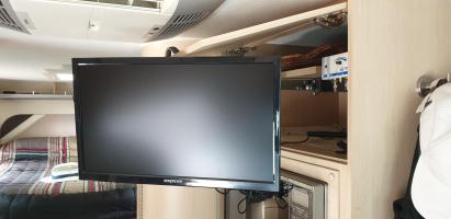 Photo by Larry From TAS. Feb 2024 - Majestic Android Smart TV - 19 inch - DVD & Chromecast - 12V / 24V / 240V