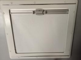 Photo by Rebecca From WA. Mar 2024 - Blind / Flyscreen Latch Set - Suits Dometic Seitz S4 Windows