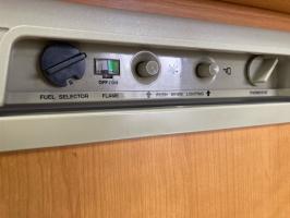 Photo by Trevor From SA. Jun 2024 - Fuel Selector Knob (Black) - Suit Dometic RM2330 / RM2453 / RM2553 Fridges