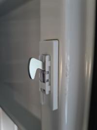 Photo by Paul From NSW. Jul 2024 - Freezer Door Lock - Suits Dometic RMD8551 / RMD8555 / RMDX21 / RMDX25 Fridges