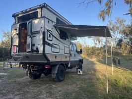 Photo by Ryan From QLD. Oct 2024 - Thule Omnistor 5200 Manual Wall-Mount Cassette Awning - 3m / 2.5m Projection - White Case / Mystic Grey