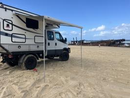 Photo by Ryan From QLD. Oct 2024 - Thule Omnistor 5200 Manual Wall-Mount Cassette Awning - 3m / 2.5m Projection - White Case / Mystic Grey