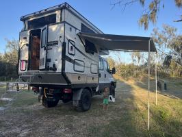 Photo by Ryan From QLD. Oct 2024 - Thule Omnistor 5200 Manual Wall-Mount Cassette Awning - 3m / 2.5m Projection - White Case / Mystic Grey