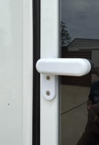 Photo by Barbara From QLD. Oct 2024 - Arm Linkage - Right-Hand Hinge - Suits Dometic CaraD 600 Doors