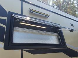 Photo by Elayne From NSW. Nov 2024 - MobiCool CHAL Alloy-Frame Window with Blind & Flyscreen - 900mm W x 450mm H