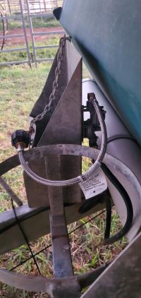 Photo by Glenn From QLD. Dec 2024 - Bromic Two-Stage RV Gas Regulator Kit - LCC27 - Single Cylinder - 450mm Pigtail - 3/8 inch SAE Test Point