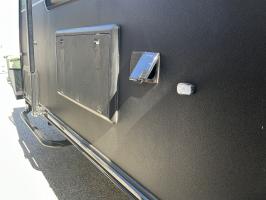 Photo by Greg From WA. Dec 2024 - CMS J-Series Twin 10A Power Outlet with Auto Switch - Black