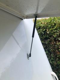 Photo by Gary. Jan 2025 - Stabilus Gas Strut - 315.5mm Extended / 195.5mm Compressed / 50N / 6mm Shaft
