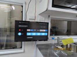 Photo by Colin From QLD. Mar 2025 - Majestic Android Smart TV - 24 inch - DVD & Chromecast - 12V / 24V / 240V