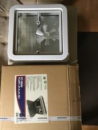 Photo by Michael From NSW. Mar 2025 - OZvent 12V Roof Hatch - White Lid / 355 x 355mm Cut-Out