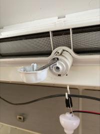 Photo by Gary From QLD. May 2025 - Control-Knob Spring & Spacer - Suits Four Seasons Roof Hatches