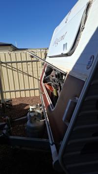 Photo by Christopher From SA. May 2025 - Gas Strut - 210mm Extended / 140mm Compressed / 150N / 6mm Shaft & 10mm Ball-Joint Ends