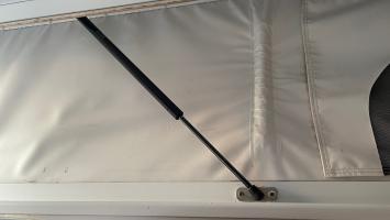 Photo by Benjamin From VIC. May 2025 - Stabilus Gas Strut - 825mm Extended / 471mm Compressed / 630N / 10mm Shaft