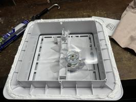 Photo by Noel From NSW. Jul 2025 - Aussie Traveller 12V Shower & Bathroom Roof Hatch - Reversible Fan / 280 x 280mm Cut-Out