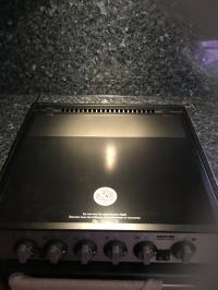 Photo by Peter From NSW. The hinge was too narrow so we couldn't use the shock absorber that was on the previous hinge. Sep 2025 - Glass Lid - Suits Thetford Spinflo Caprice MK3 / Minigrill MK3 Stoves