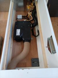 Photo by Richard From NSW. Sep 2025 - Truma VarioHeat Eco Gas Air Heater Kit - 2.8kW - Single Outlet - Black Cowl