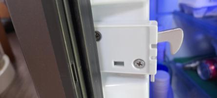 Photo by David From NSW. Sep 2025 - Door Lock - Suits Dometic RMD / RMDX Fridges