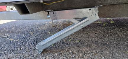 Photo by Julie From NSW. Sep 2025 - AL-KO Front Wind-Down Stabiliser Leg - 500mm / Bolt-On