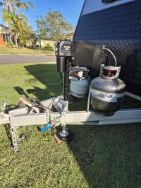 Photo by Mark From QLD. Sep 2025 - Black Jack Mini 12V Electric Trailer Jack - 1000kg Lift / 450mm Stroke / 50mm Post