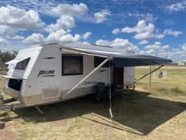 Photo by Olaf From QLD. Sep 2025 - Dometic 8700 Awning Fabric & Roller Assembly - 15ft - Polar White