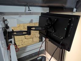 Photo by David From NSW. Nov 2025 - Majestic Android Smart TV - 19 inch - DVD & Chromecast - 12V / 24V / 240V