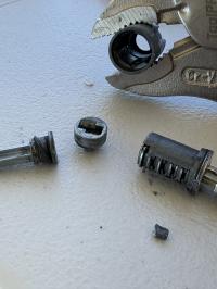 Photo by Paul From NSW. Nov 2025 - Lock Barrel & 2 Keys - Suits Dometic CaraD Main Entrance Doors & Seitz SK4 / SK5 Access Doors