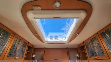Photo by Renato From NSW. Dec 2025 - Dometic Heki 2 Skylight with Blind - 960 x 655mm