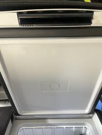 Photo by Nick Gaudio From SA. Dec 2025 - Lid Latch Assembly - Suits Dometic CFX3 55 / 55IM / 75DZ / 95DZ & CFX5 55 / 55IM / 75DZ / 95DZ Portable Fridges