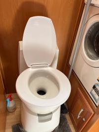 Photo by Debbie From NSW. Dec 2025 - Seat & Cover - Suits Dometic CTS 3110 / CTS 4110 Cassette Toilets