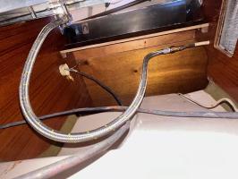 Photo by Ian From NSW. Jan 2026 - Bromic Stainless Steel Braided Gas Hose - 900mm - 3/8 inch Female SAE Both Ends
