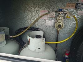 Photo by Charles From QLD. Feb 2026 - Keefer Two-Stage Gas Regulator Kit - LCC27 - Twin Cylinders - 600mm S-Core Pigtails - 3/8 inch SAE Test Point