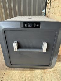 Photo by Ethan From WA. Feb 2026 - Handle Assembly - 1 Only - Suits Dometic CFX3 55 / 55IM / 75DZ / 95DZ & CFX5 55 / 55IM / 75DZ / 95DZ Portable Fridges