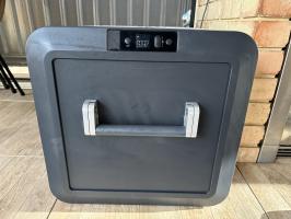 Photo by Ethan From WA. Feb 2026 - Handle Assembly - 1 Only - Suits Dometic CFX3 55 / 55IM / 75DZ / 95DZ & CFX5 55 / 55IM / 75DZ / 95DZ Portable Fridges