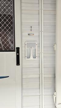 Photo by Elisabeth From SA. Mar 2026 - Camec 12V LED Grab Handle with Blue Night Light - White / 127 x 140mm Mounting Holes