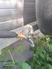 Photo by Garry. Mar 2026 - John Guest 15mm Backplate Elbow - 15mm Push-On x 1/2 inch Female BSP