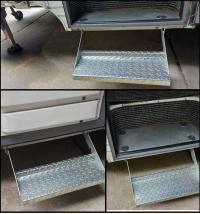 Photo by Harry From VIC. Apr 2026 - Low-Profile Single Folding Caravan Step - Painted Steel / 455mm Tread