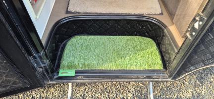 Photo by Trevor From SA. Apr 2026 - Muk Mat Synthetic Grass Extra Large Rounded Step Mat - 600 x 280mm - Green