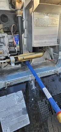 Photo by Iver From NSW. Jun 2026 - Hot Water System Tank Rinser - 425mm - Pressure Control