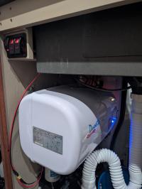 Photo by Ross From SA. Jul 2026 - Duoetto MK2 Hot Water System - Electric - 10L - 12V / 240V