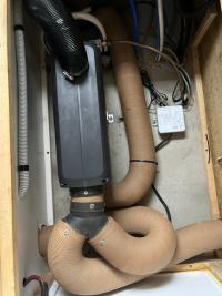 Photo by Ralph From QLD. Aug 2026 - Truma VarioHeat Eco Gas Air Heater Kit - 2.8kW - Single Outlet - Cream Cowl
