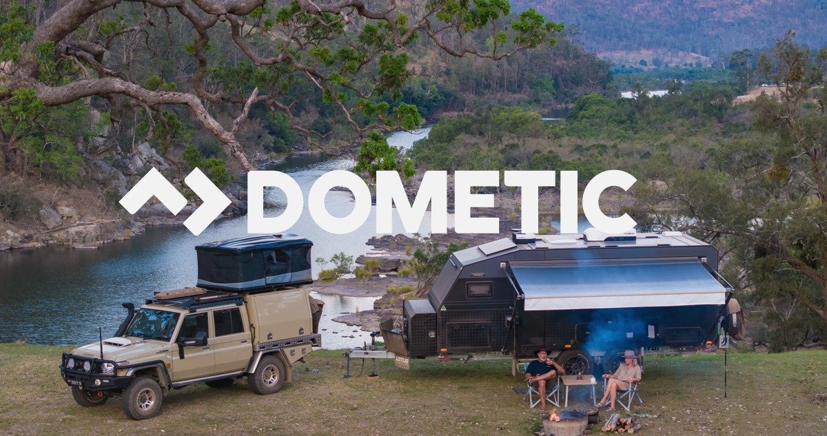 Dometic Banner