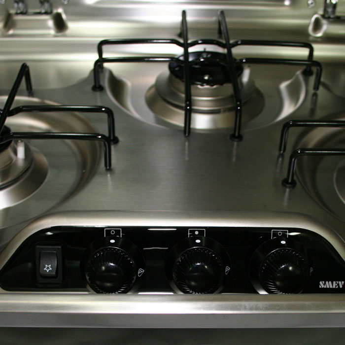 CaravansPlus Smev 8000 3 Burner Hob With Lid. 560w440d