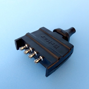 Britax 4 Pin Plug - Heavy-Duty