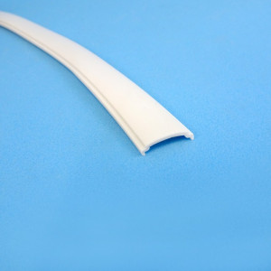 Corner Insert Mould - White / 18mm - Per Metre - Suits Jayco Extrusions