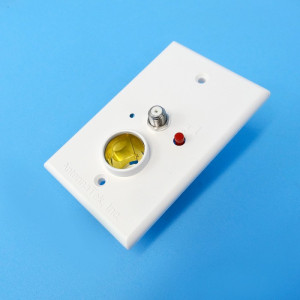12V Power Supply Wall Plate - 3 TV Outlets - Suits AntennaTek Amplified RV Antennas
