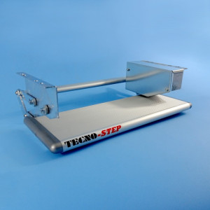 Nuova Mapa 12V Electric Single Caravan Step - 575mm Tread / Galvanised Steel Frame