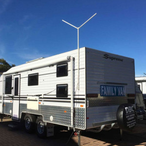 Foldaway Caravan TV Antenna - Quick Fit - Complete Kit