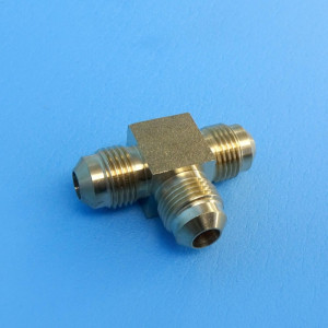 Three-Way Gas Tee - 3/8 inch Male SAE