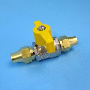 Two-Way Gas Ball Valve - 3/8 inch Male SAE x 3/8 inch Male SAE - 2 Flare Nuts Included