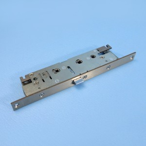 Centre Lock - Right-Hand Hinge / Viewed from Outside - Suits Aussie Traveller DC Caravan Entrance...